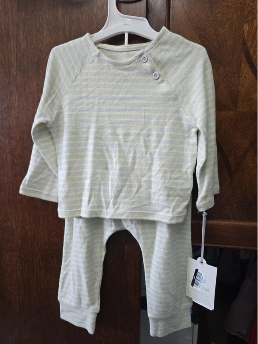 12m brand new outfit set from cloud island item.176G5